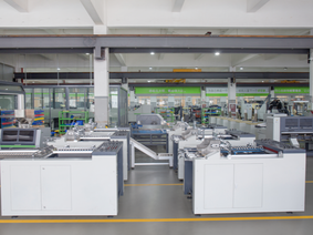 Máquina de corte de linha de papelão G22 de alta velocidade